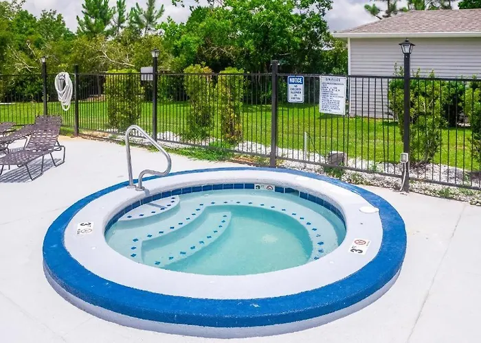 Charming 2br W/ Private Balcony In Gulf Shores, Pool, Hot Tub